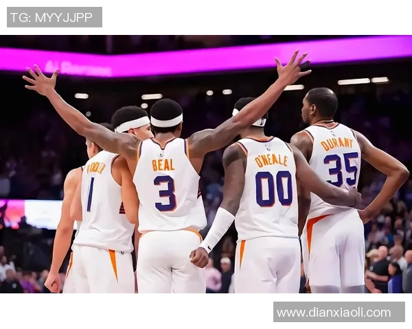 热火与灰熊激战回顾1月13日精彩比赛录像分析与亮点总结